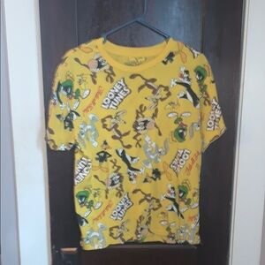 Warner Bros. Yellow and Green Short Sleeve Tee